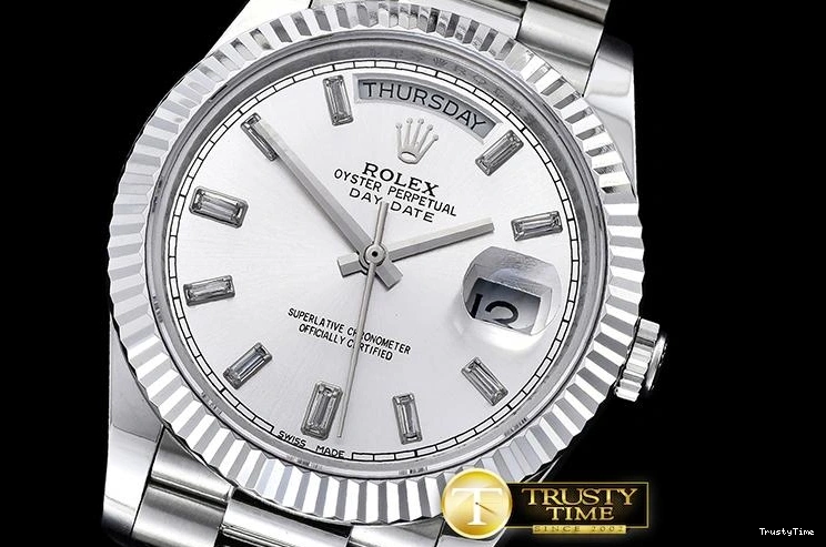 0228 RDD0206C – DayDate Trendsetting 670